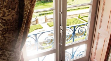 KO-1935 - Espagnolette bolt with top and bottom door, estate, home, house, interior design, property, real estate, window, window treatment, brown, white