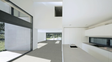 Solado con Dekton Sirocco (A) - Solado con architecture, daylighting, estate, floor, house, interior design, property, real estate, window, gray, white