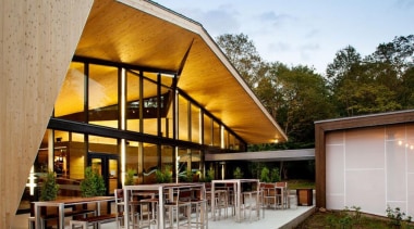 The Mont-Tremblant national park discovery centre in Québec architecture, facade, home, house, interior design, real estate, roof, brown