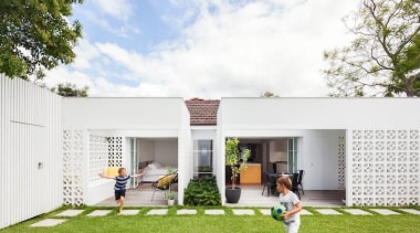 TIDA Australian Architect-Designed Renovation - Highly Commended – architecture, backyard, elevation, estate, facade, grass, home, house, property, real estate, residential area, yard, white