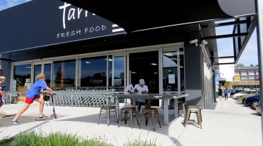 EXCELLENCE AWARDFarro Fresh Retail Development Grey Lynn (2 black