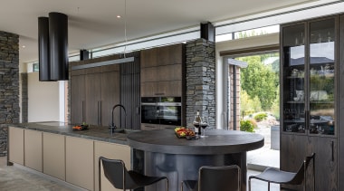 Designer: I used the pipe style extractors to 