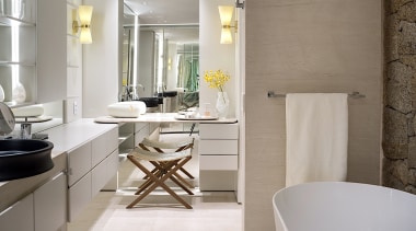 The bathroom was conceived as a true retreat, 