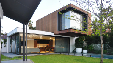 Urbane Projects – Winner – 2019 TIDA Australia architecture, backyard, building, cottage, courtyard, design, estate, facade, home, house, interior design, land lot, property, real estate, residential area, roof, room, siding, window, yard, black, white