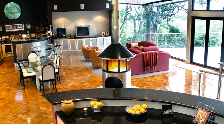 view from the kitchen looking into the entertainment interior design, restaurant, black