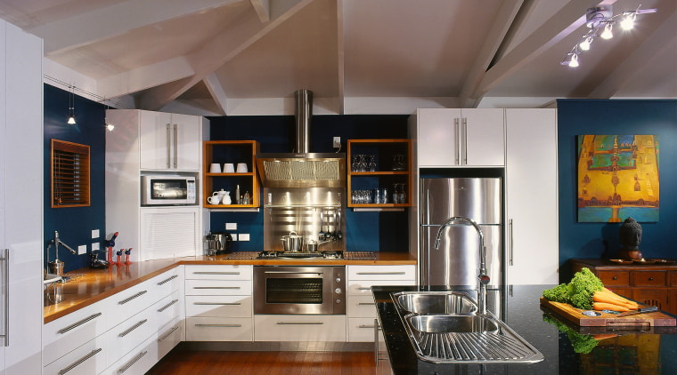 Wide-open spaces and double sinks are the functional ceiling, countertop, cuisine classique, interior design, kitchen, real estate, gray