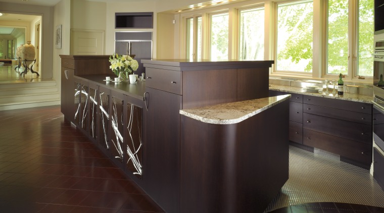 A view of the kitchen area, tiled flooring, cabinetry, countertop, cuisine classique, floor, flooring, hardwood, interior design, kitchen, real estate, room, black