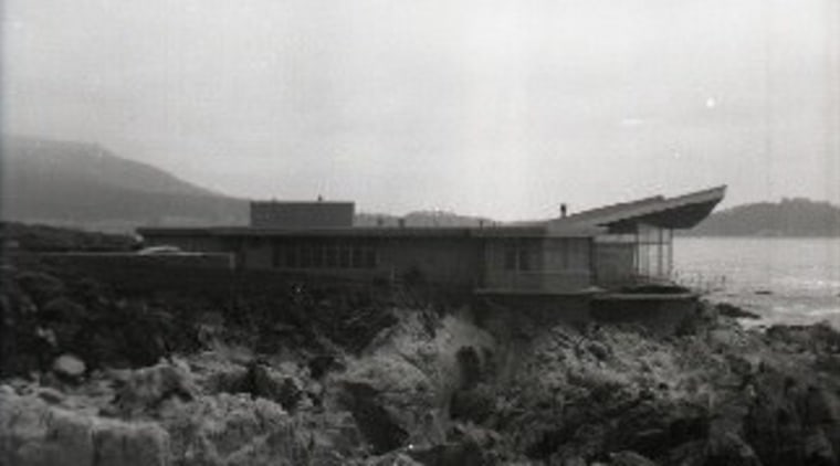 View of the oceanfront Butterfly House in Carmel black and white, monochrome, monochrome photography, sea, sky, water resources, white, black