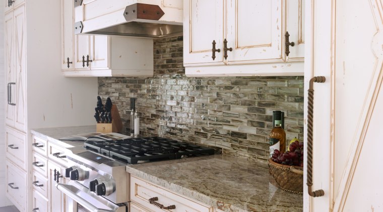 A backsplash with the look of frozen water, cabinetry, countertop, cuisine classique, floor, flooring, home, interior design, kitchen, room, white