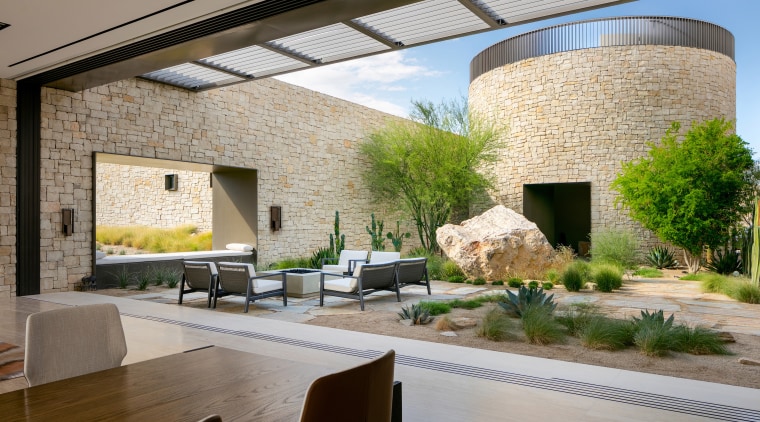 Looking to the entry rotunda from the main 