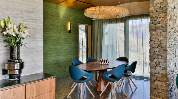 Dining area. - As the seasons turn - 