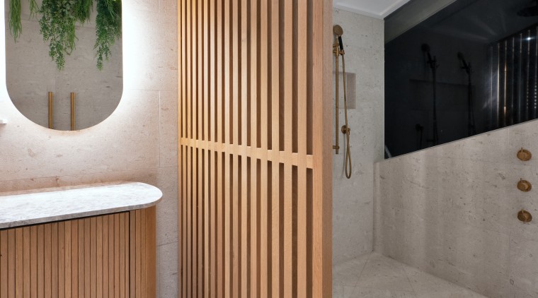 A full glass panel sits in behind the 