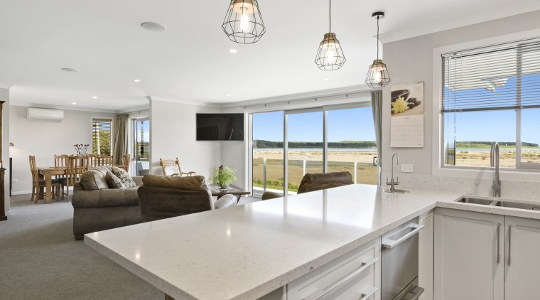 Silestone countertops feature in this light-filled kitchen – countertop, silestone, home, interior design, kitchen, white kitchen, Fowler Homes, new home builder