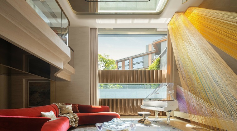 Living room – light play is even reflected 