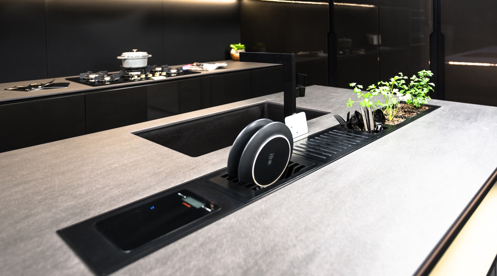 Feature lighting transforms this upmarket kitchen… | Trends