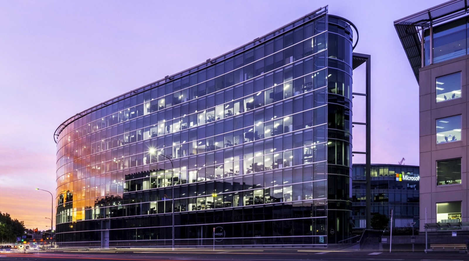 New lighting design sets off Auckland Transport… Trends