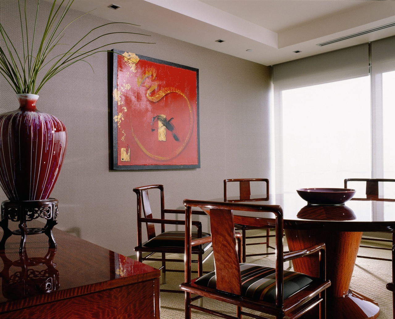 view of the meeting room showing high closs ceiling, dining room, interior design, living room, room, table, wall, gray