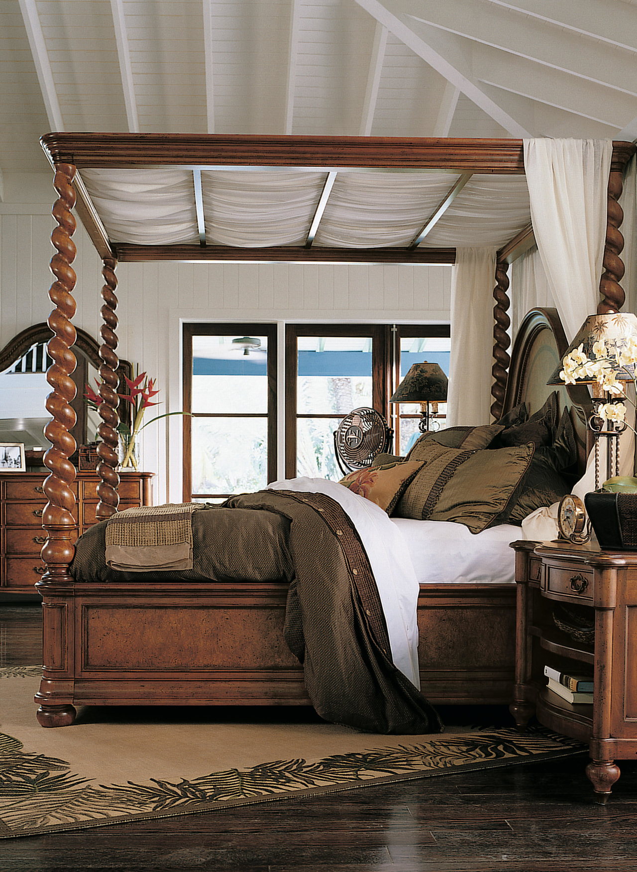 View of a bedroom, wooden floor, large green bed, bed frame, bedroom, ceiling, four poster, furniture, home, interior design, room, window, wood, gray, black