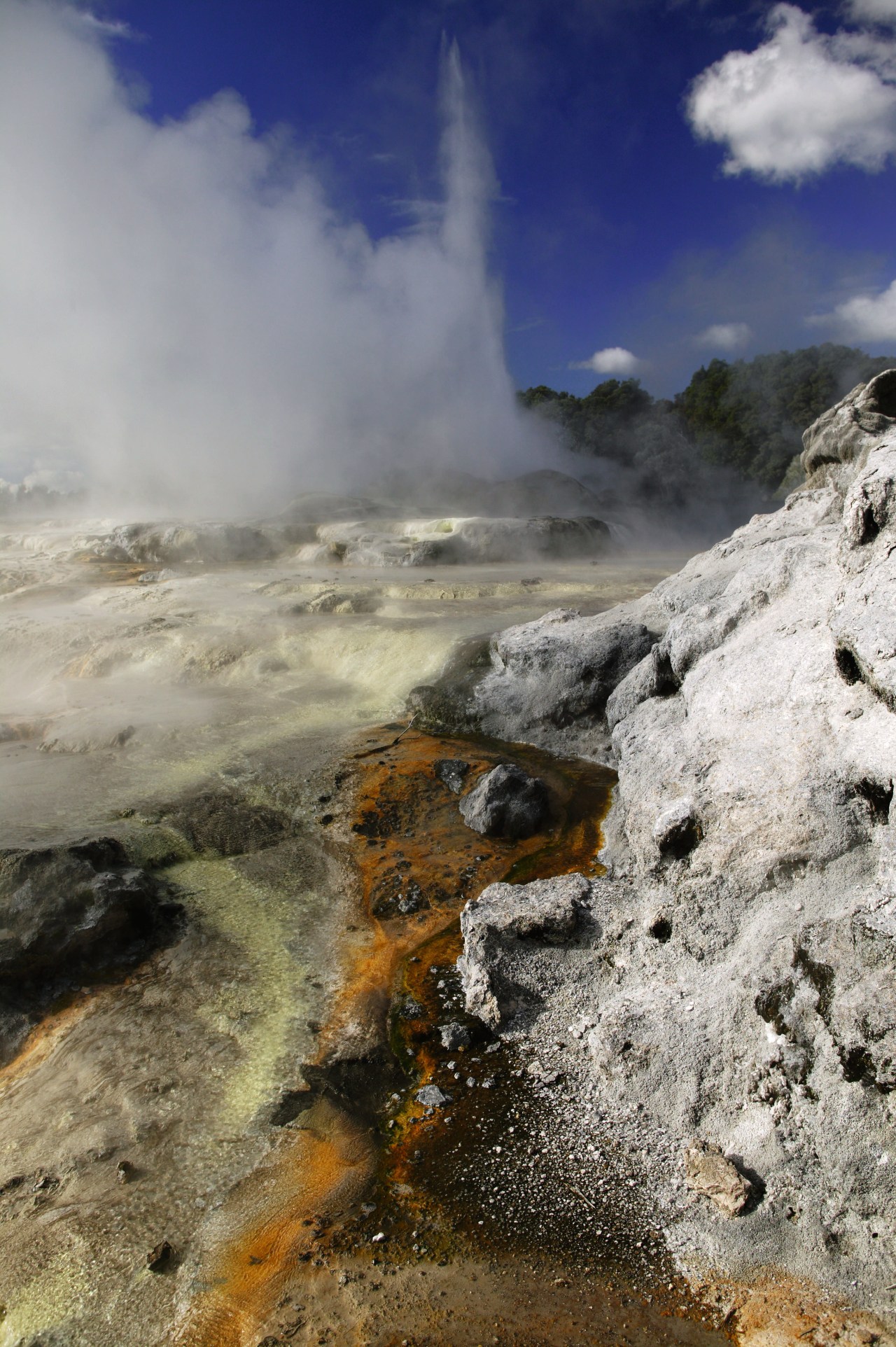 A view of some work done on the cloud, geological phenomenon, geology, meteorological phenomenon, mountain, rock, sky, gray