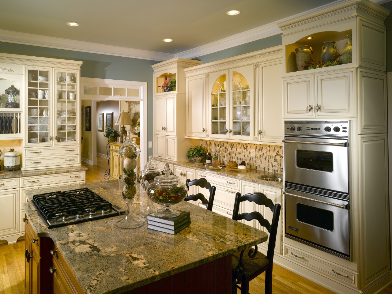 View of a kitchen with a traditional design cabinetry, countertop, cuisine classique, interior design, kitchen, room, brown, orange