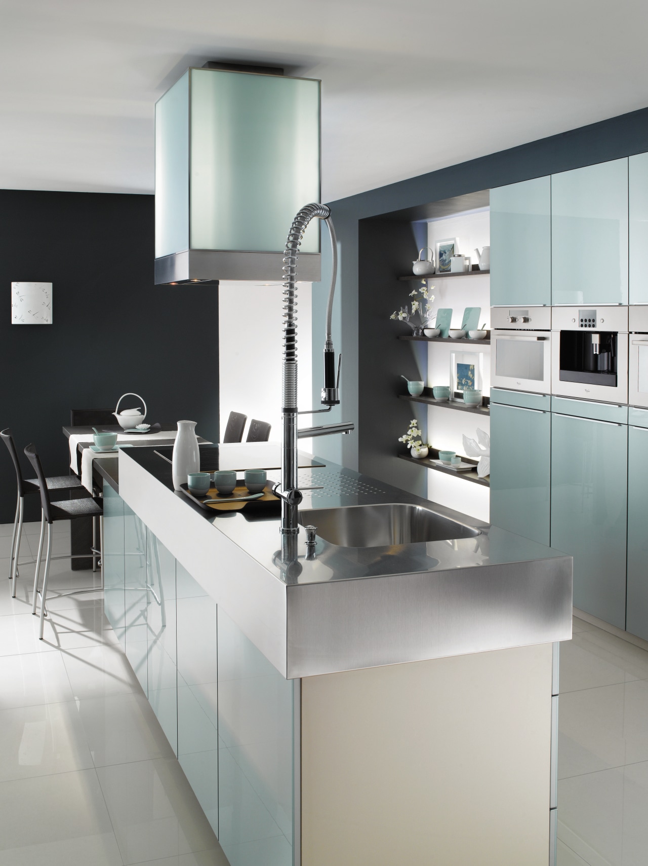 Good taste Bold, daring designs emphasising vibrant countertop, cuisine classique, home appliance, interior design, kitchen, product design, gray