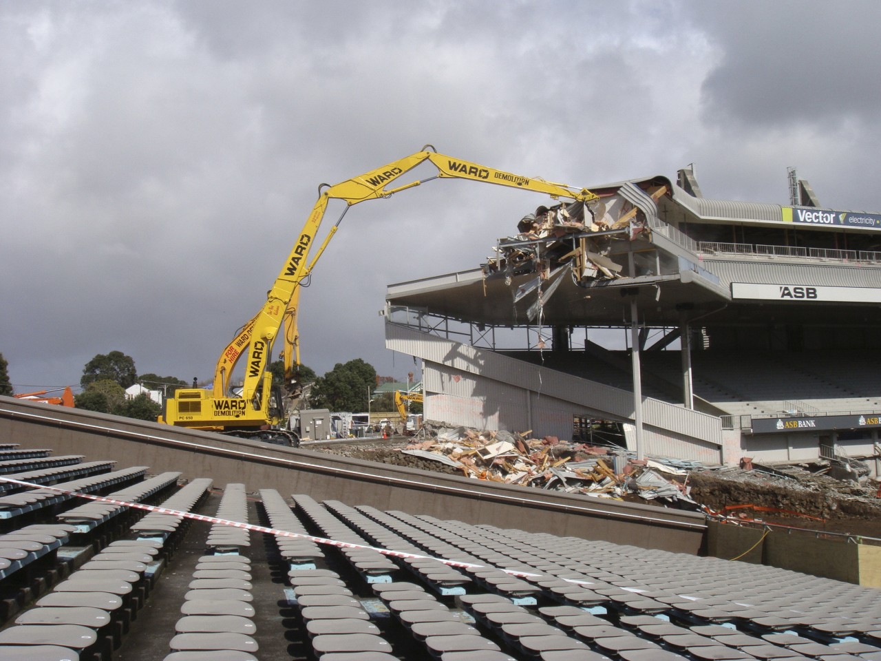 View of the demolition of the Eden Park construction, demolition, track, gray