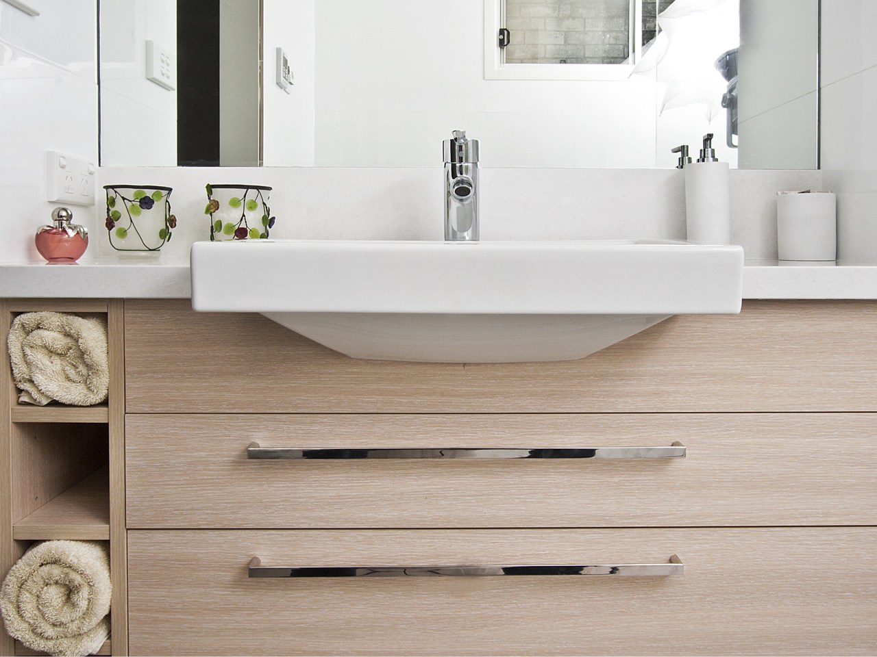 View of bathroom featuring wood floors, white bench bathroom, bathroom accessory, bathroom cabinet, bathroom sink, ceramic, floor, plumbing fixture, product design, sink, tap, gray