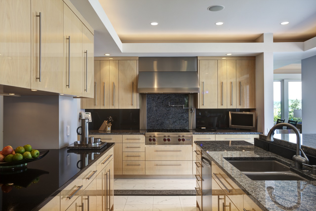 This kitchen designed by Mary Jane Pappas and cabinetry, countertop, cuisine classique, interior design, kitchen, living room, real estate, room, gray