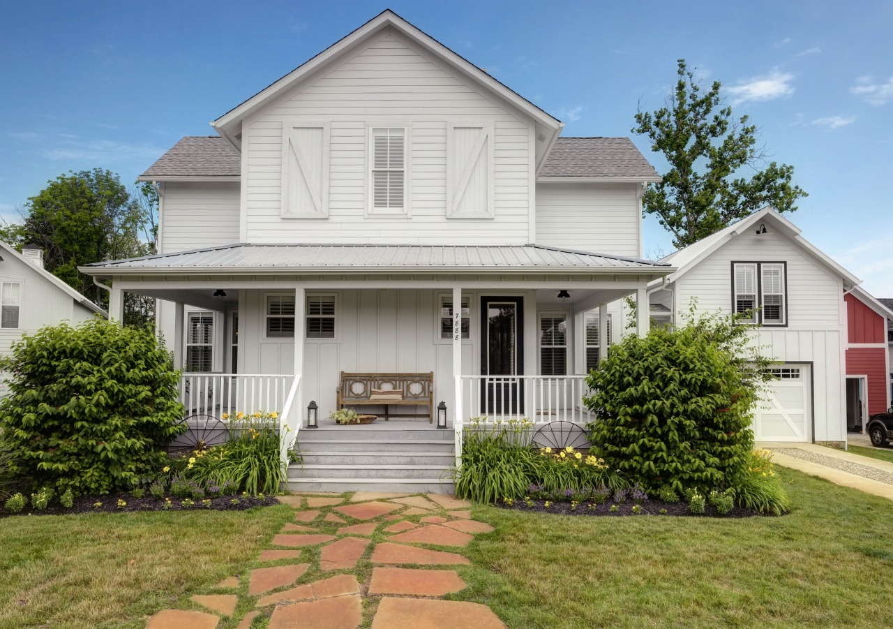 Amish style new home cottage, elevation, estate, facade, farmhouse, historic house, home, house, mansion, property, real estate, residential area, roof, siding, brown