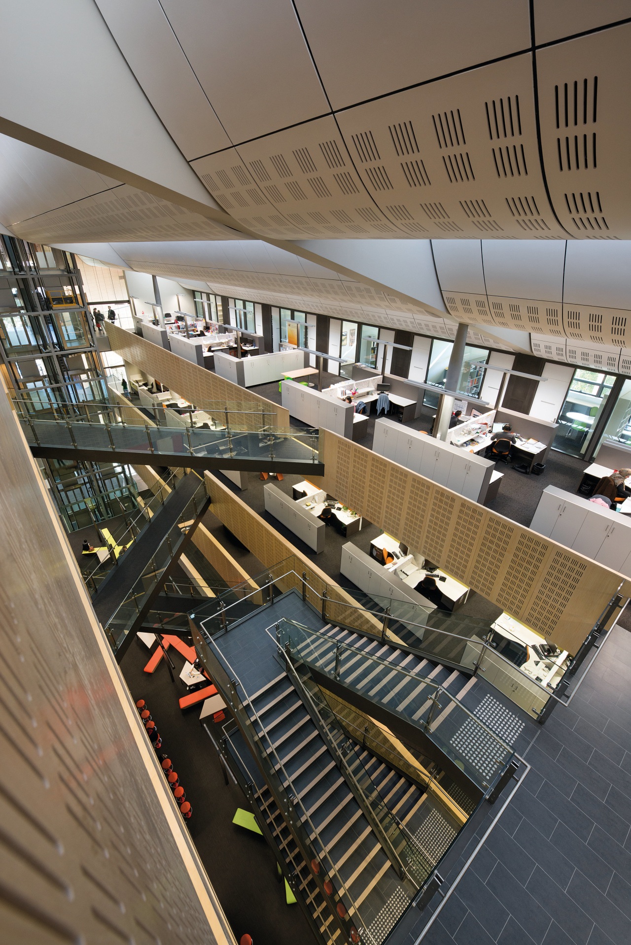 The central atrium of the Tyree Energy Technologies architecture, building, daylighting, metropolitan area, gray, brown, black