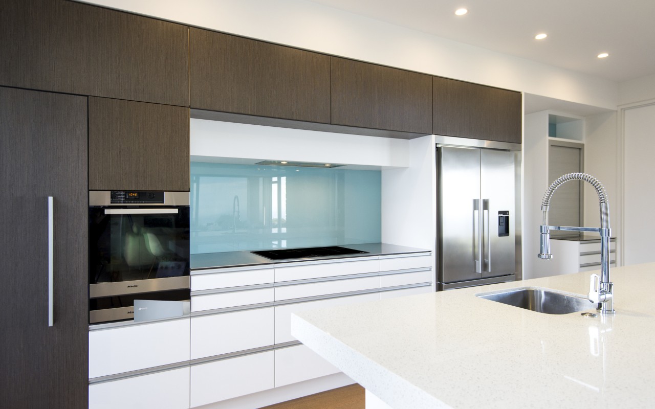 The white semi-gloss lacquered cabinets in this kitchen cabinetry, countertop, home appliance, interior design, kitchen, real estate, white