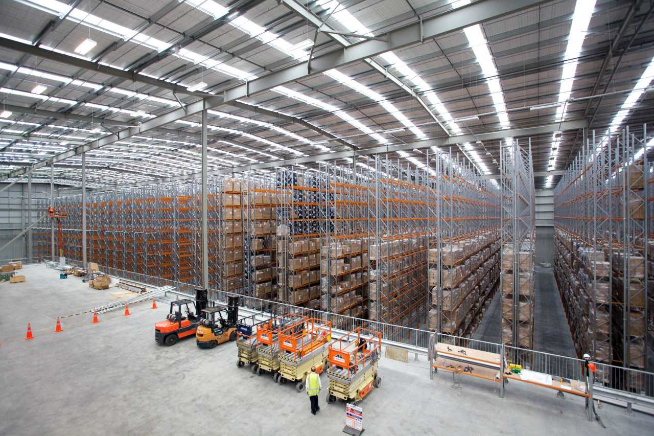 The JPL Distribution Centre was designed by Tse structure, warehouse, gray