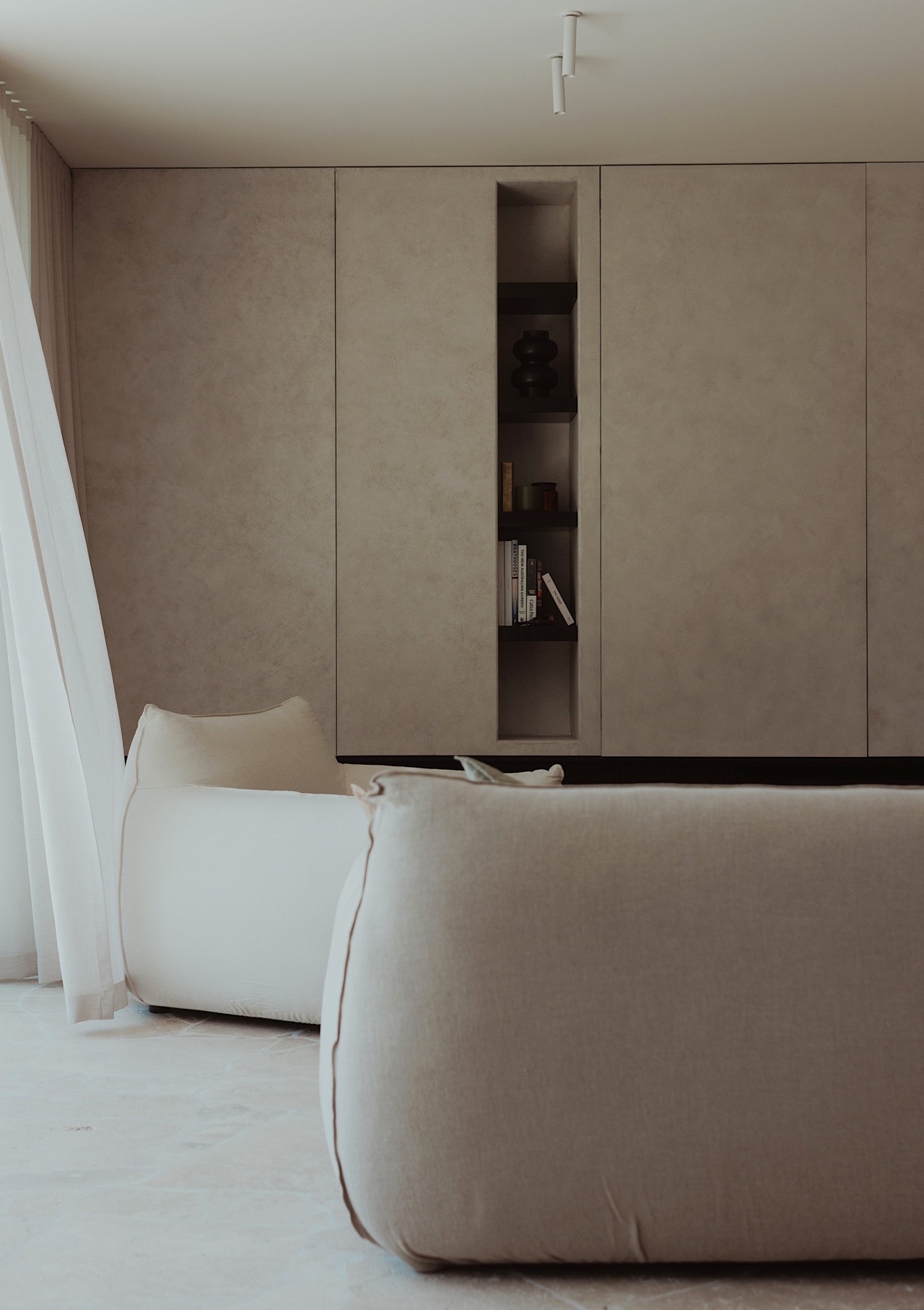 Planar joinery keeps the look clean and minimalist. 