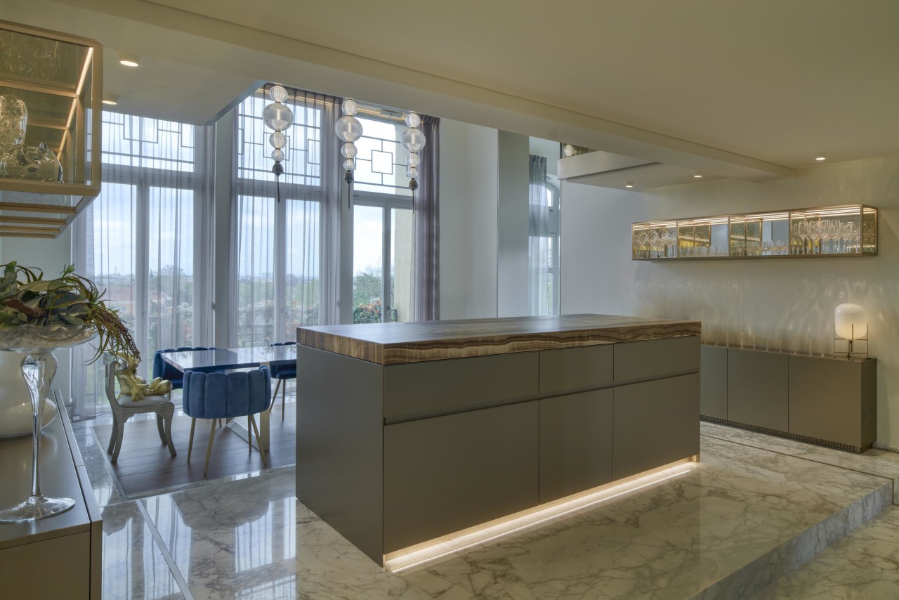 A Brown Onyx show kitchen is directly connected 