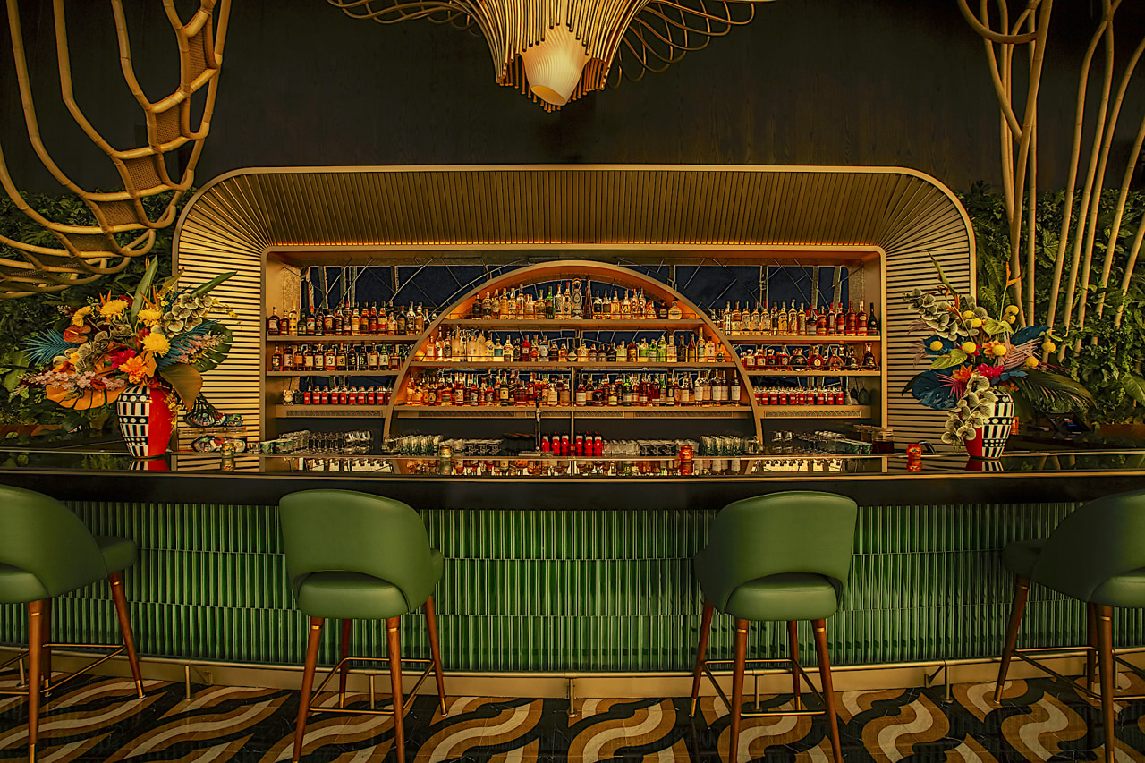 Bar area. - Fusion tastes and cityscapes - 
