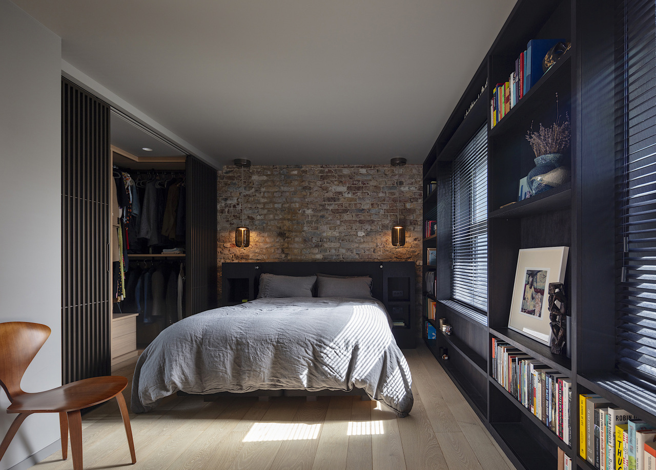 Master bedroom. - Change from within - 