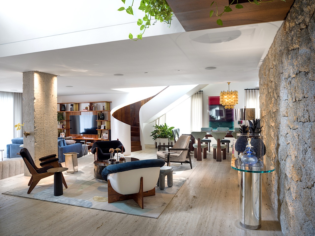 The lower floor with the large social area 