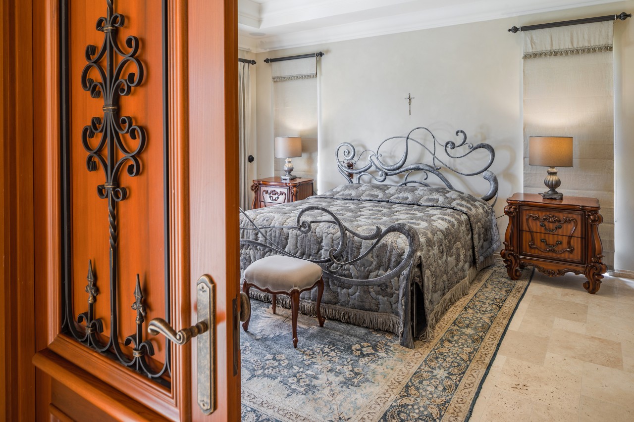 The bedroom door reflects the patterning of Moorish 