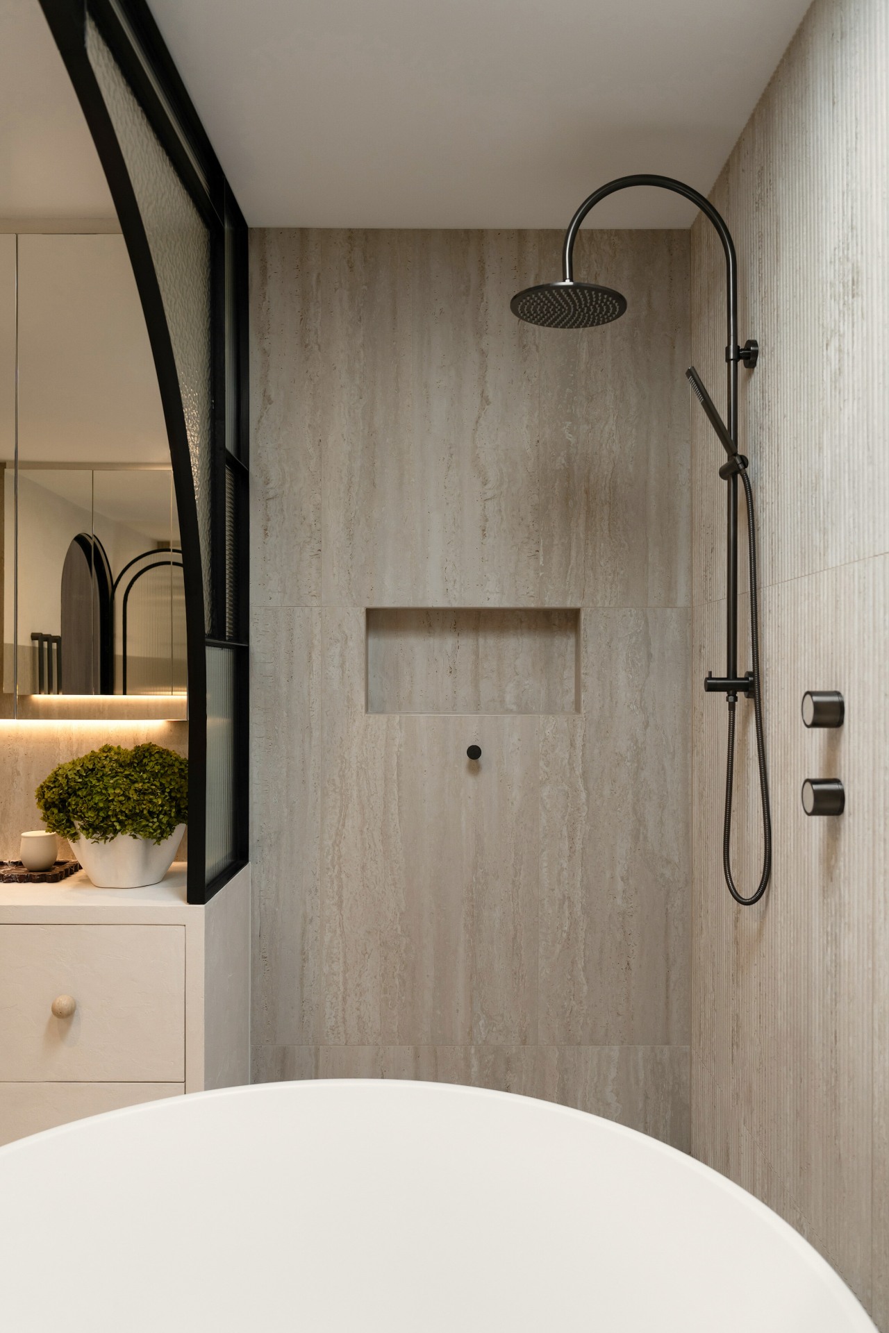 A palette of neutral warmth and tactile finishes 