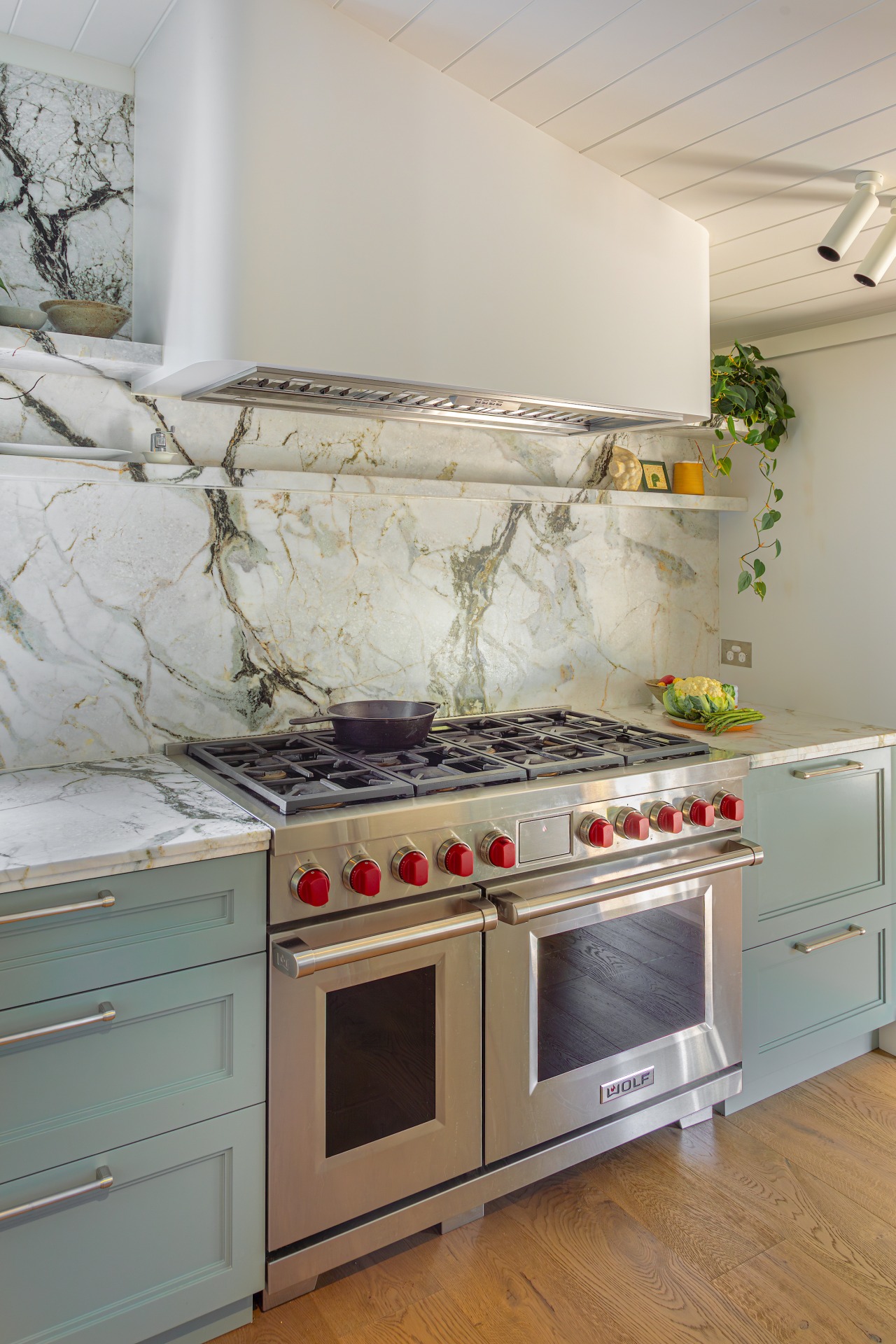 Redefining what’s possible in a compact kitchen - 