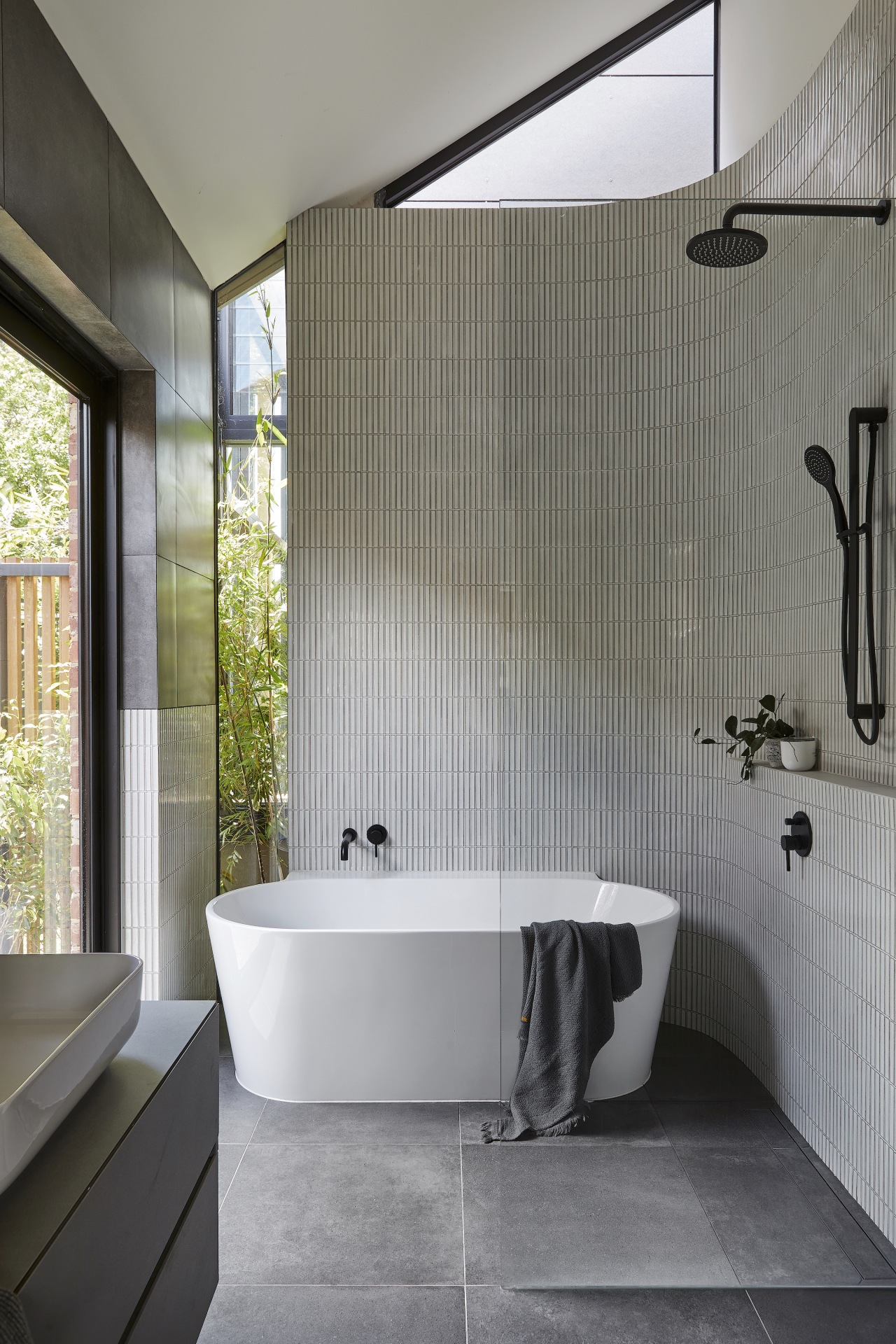The ensuite takes advantage of the heritage features 