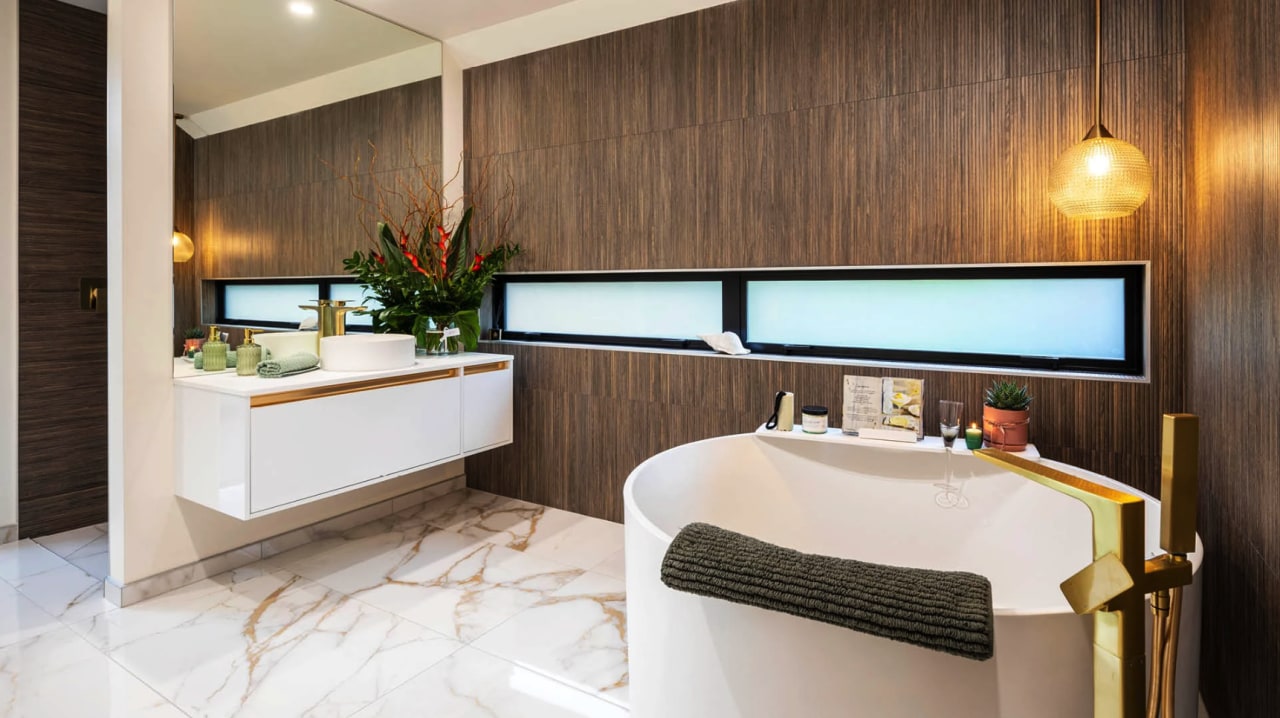 The main bathroom is a showcase of contemporary 