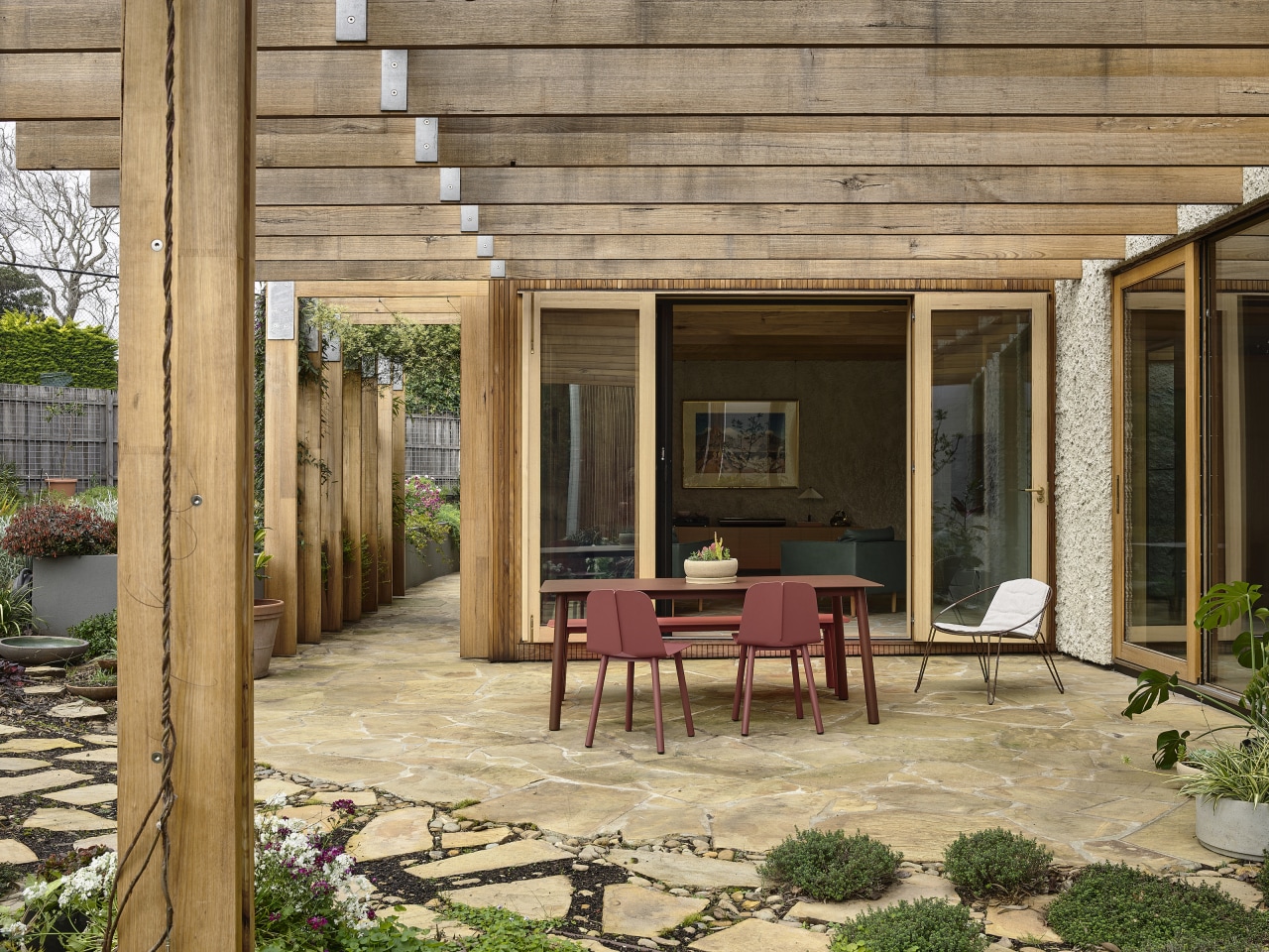 The side courtyard with the informal sitting room 