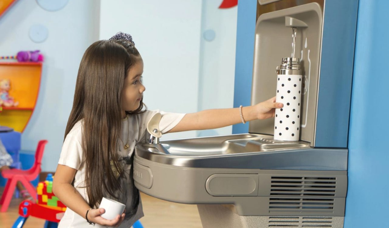 Merquip - home appliance | major appliance | home appliance, major appliance, product, refrigerator, room, gray