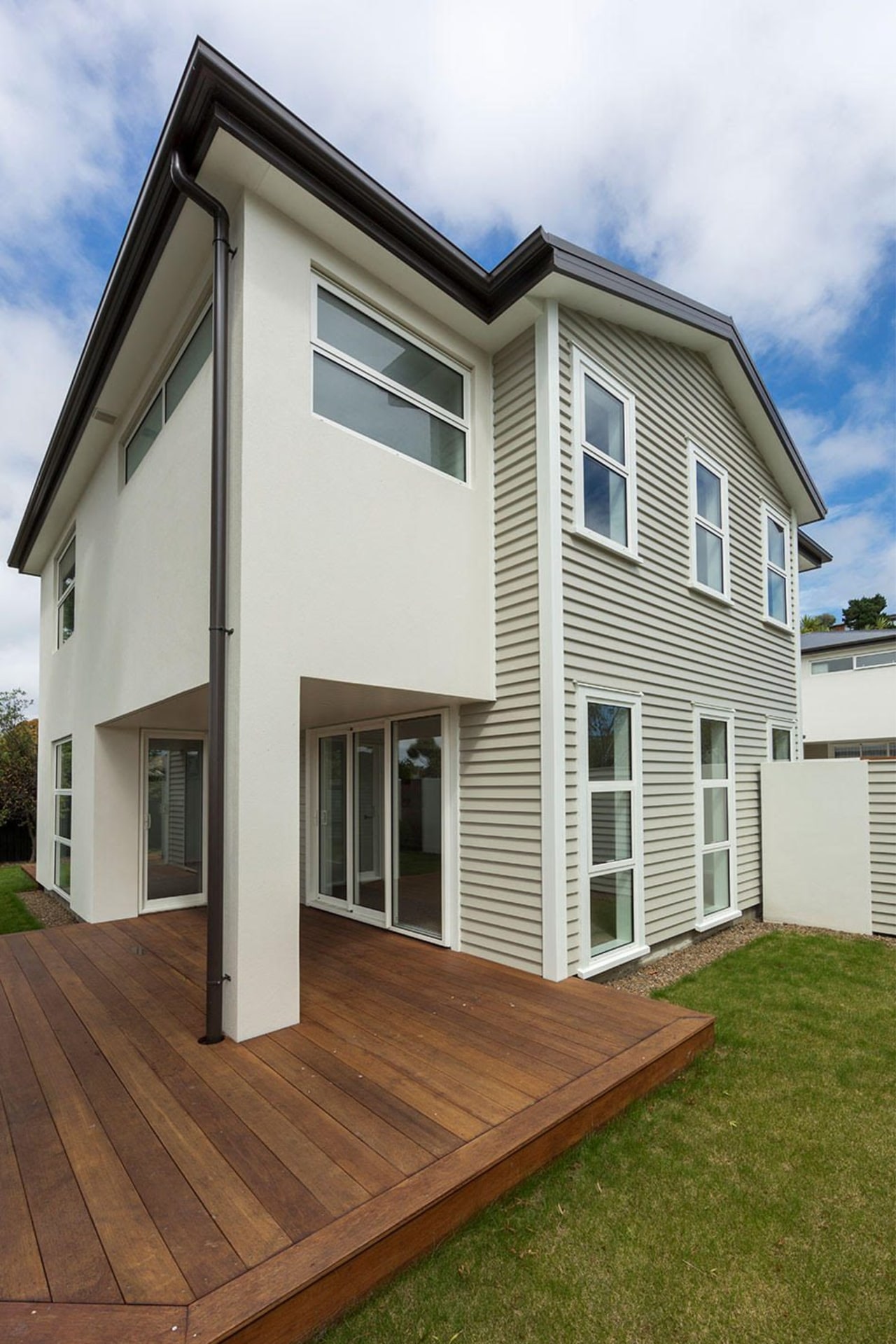 Adjoining roughcast sections on townhouse - architecture | architecture, building, cottage, elevation, facade, home, house, property, real estate, residential area, siding, window, gray, brown