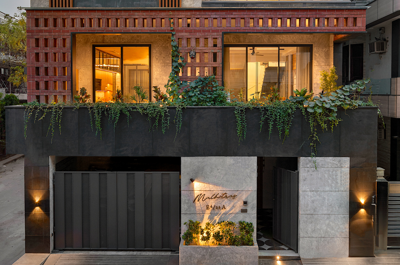 Spaces Architects – New Delhi -  