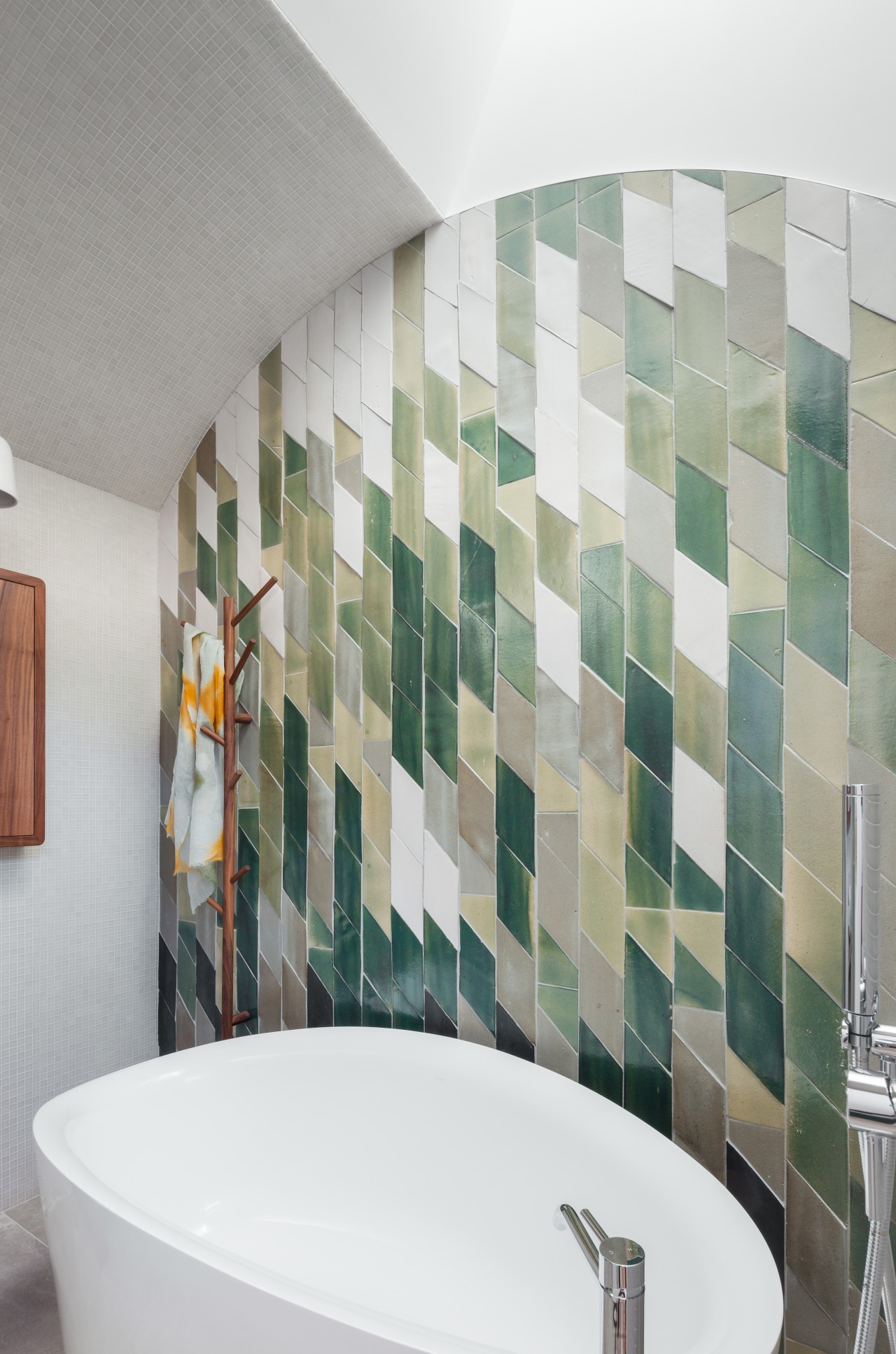 ​​​​​​​Inspired by leaf forms and colours of eucalyptus architecture, bathroom, ceramic, floor, flooring, interior design, tile, wall, gray, white, mosaic, Day Bukh Architects