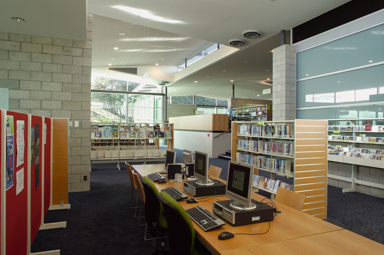 view of the computer area in the library institution, interior design, library, library science, organization, public library, gray