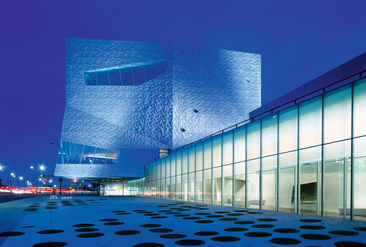 Exterior view of the arts center architecture, blue, building, commercial building, convention center, corporate headquarters, daylighting, daytime, elevation, facade, headquarters, landmark, leisure centre, metropolis, metropolitan area, mixed use, performing arts center, reflection, sky, skyscraper, structure, blue