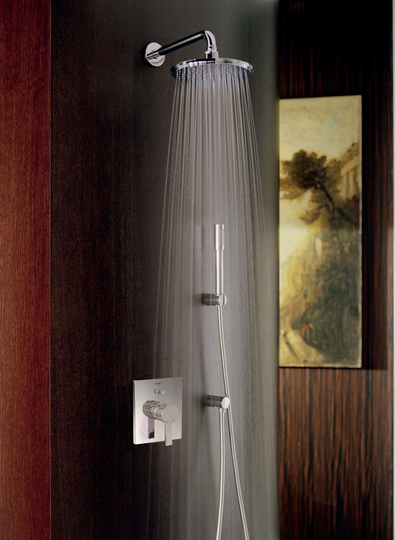 Image of a Grohe showerhead available from Chesters plumbing fixture, shower, black